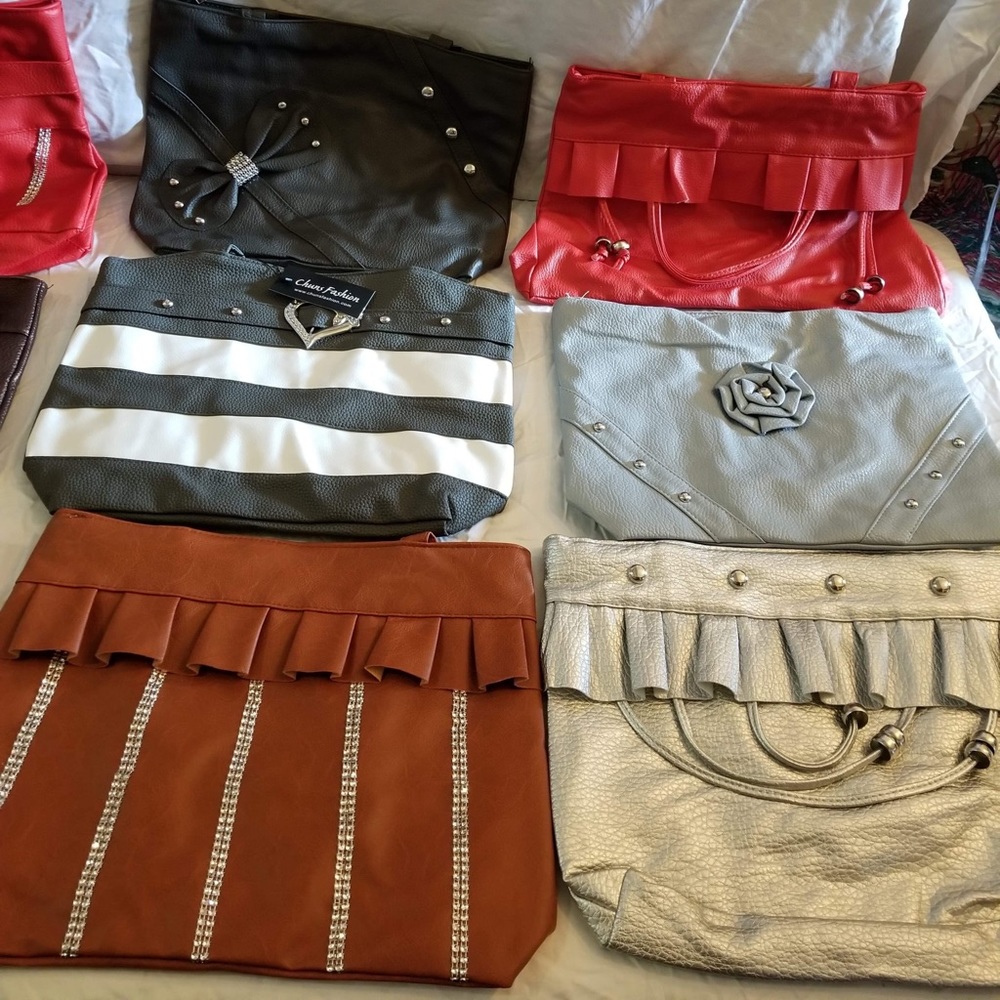 Handbags / Purses